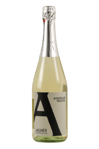 Aigner Kremstal Schaumwein Gelber Muskateller Frizzante Weinshop-SANTO